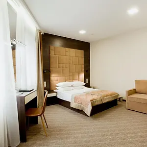 Natalia 18 Hotel Leópolis